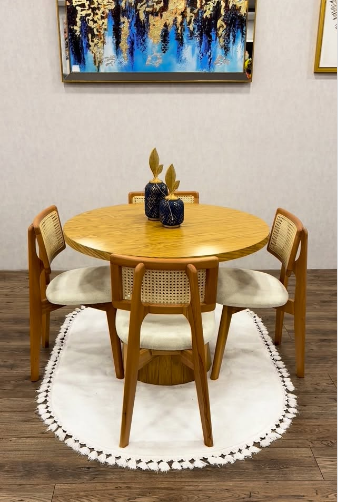 YUVARLAK MEŞE MUTFAK MASASI